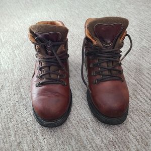 Prospector Ankle boots